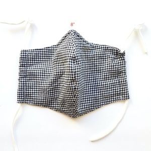 Summer mask with mesh liner